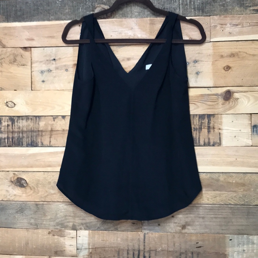 Banana Republic Black Sleeveless Top. Petite 0.